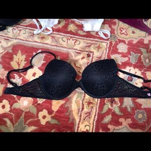 Victoria’s Secret Wear Everywhere Bra